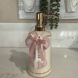 Pink 3D Bow Soap Dispenser